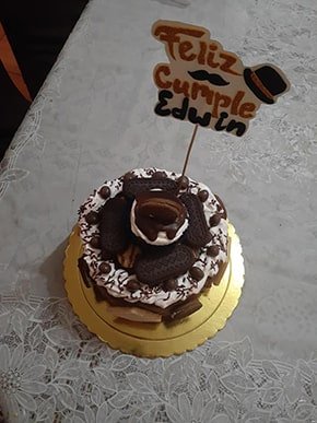 torta personalizada chocolates
